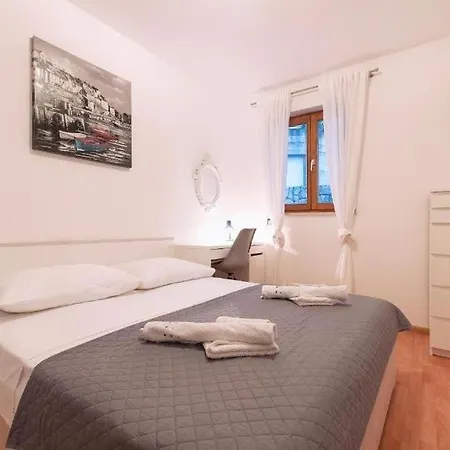Appartamento With Parking Space Stobrec, Split - 24425 Podstrana