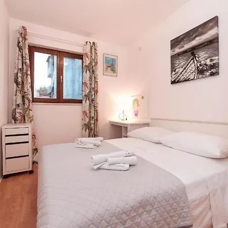 With Parking Space Stobrec, Split - 24425 Appartamento