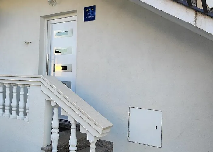 شقة With Parking Space Stobrec, Split - 24425 *
